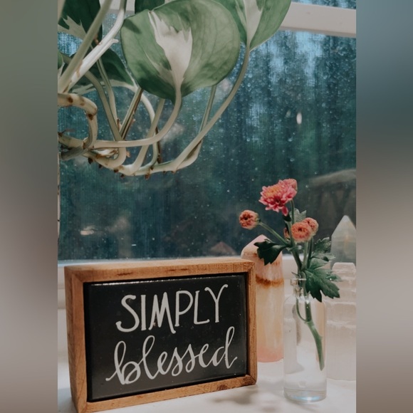 Empowered Women Live Sunday Pop-Up Show💗with @mermaid_mess💗Share Tray Open! - Picture 7 of 15